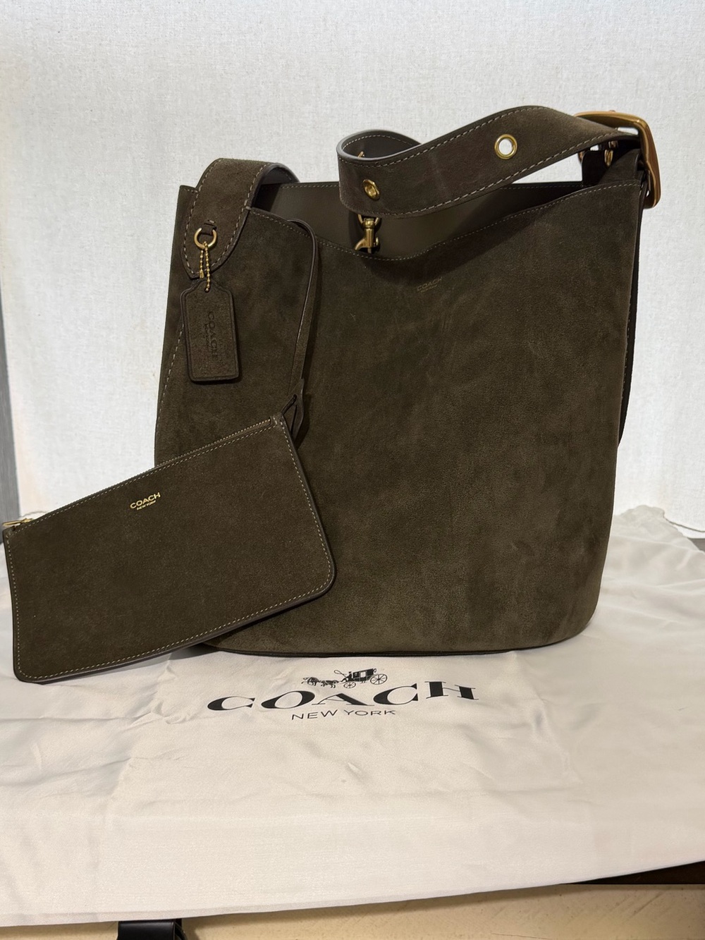 Coach Olive Suede Bleecker Bucket Bag with Wristlet